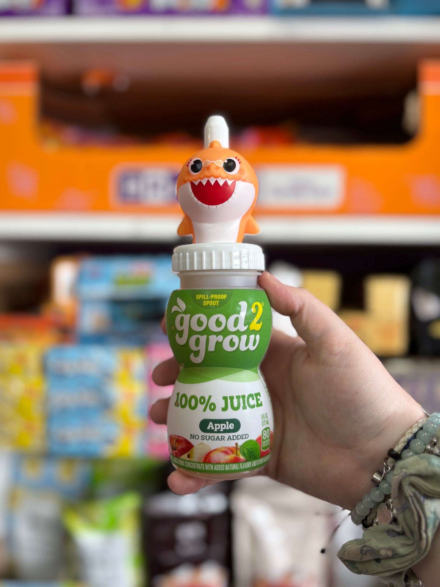 Good 2 Grow Baby Shark [Orange Grandma Shark] 100% Apple Juice (177ml) - America