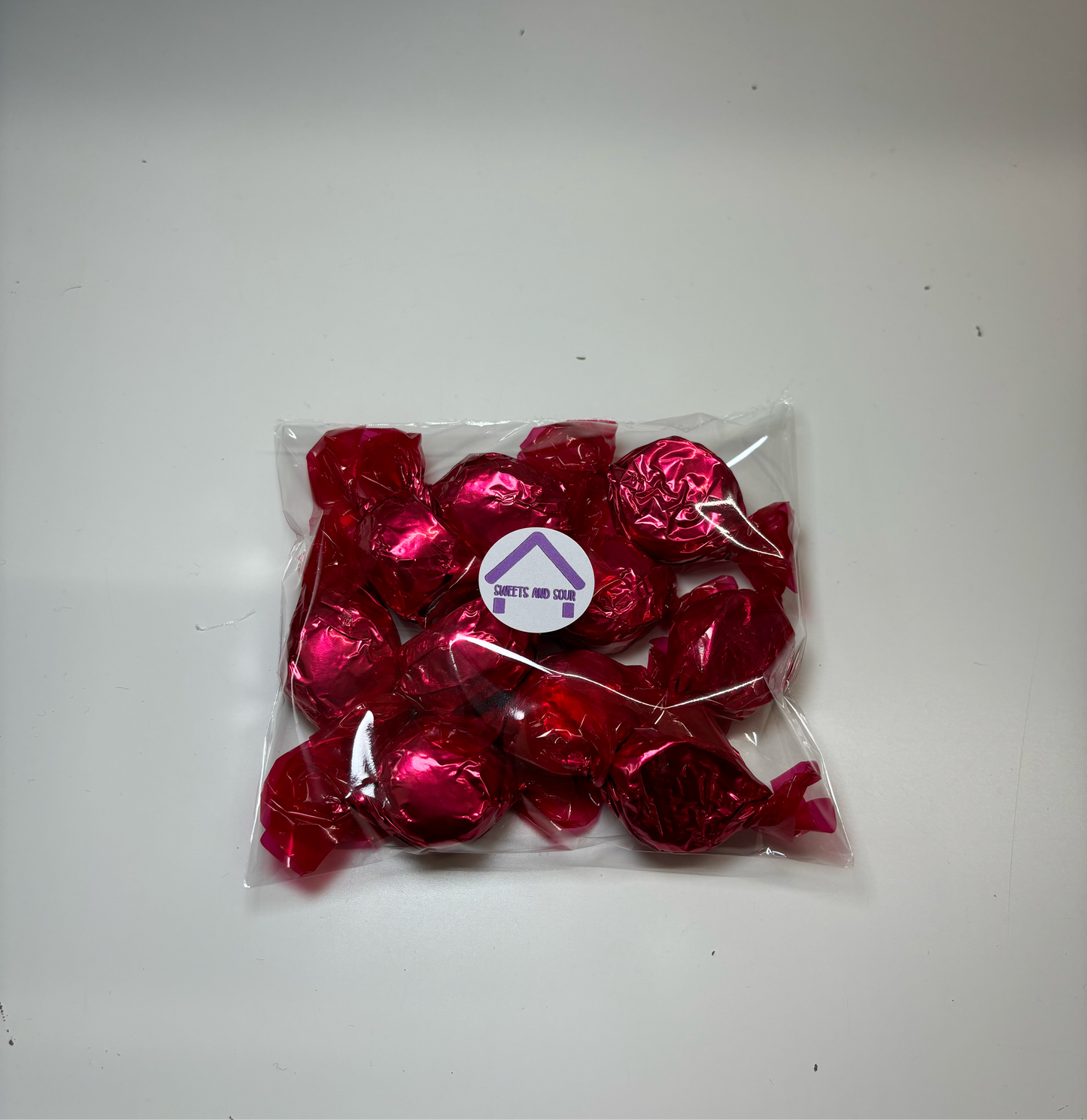 Jameson's Ruffles Raspberry & Coconut (100g) -UK