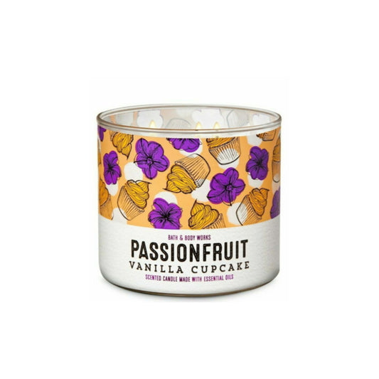 Bath and Body Works Passionfruit Vanilla Cupcake 3 Wick Scented Candle (411g) - America